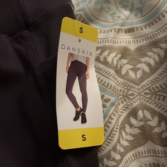 danskin purple leggings - Picture 4 of 5